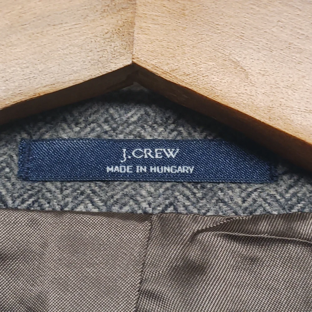J. Crew Suit Jacket Men Size 44R Beige Cashmere Blend Three Buttons Pockets